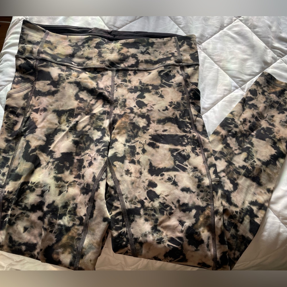 Lululemon Invigorate Legging Size 10